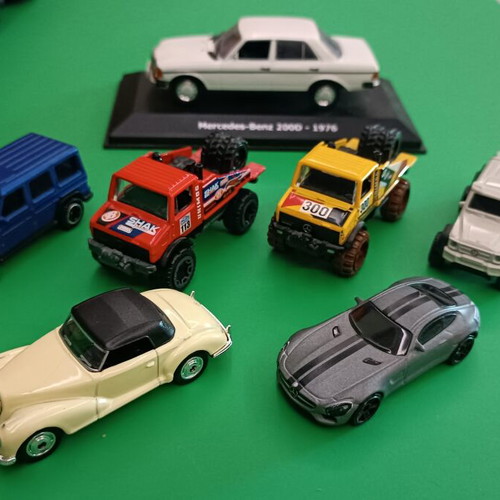 Mercedes toy cars used, pack