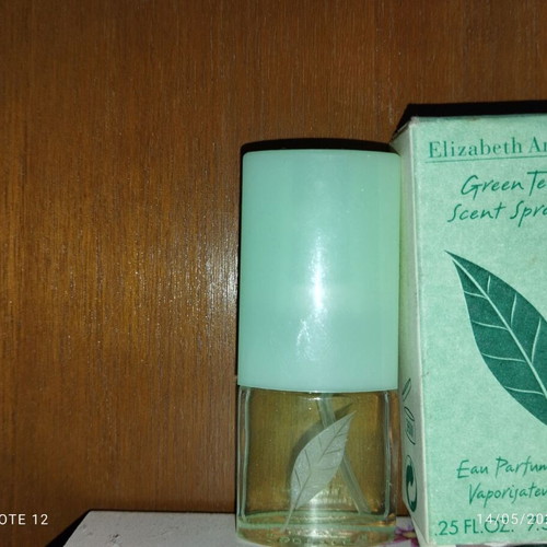 Vintage μινιατούρα Elizabeth Arden Green Tea με το κουτί της