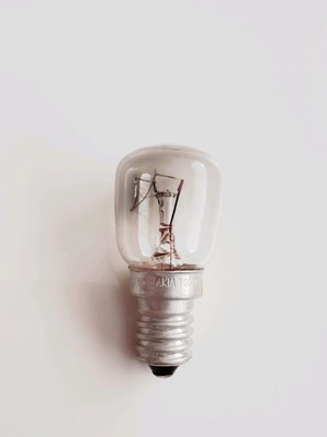 Oven and refrigerator lighting bulb 220 Volt 15 Watt E14