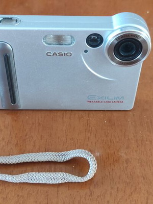 Casio Exilim EX-S2 ψηφιακή κάμερα 2MP, ασημί μεταλλικό σώμα