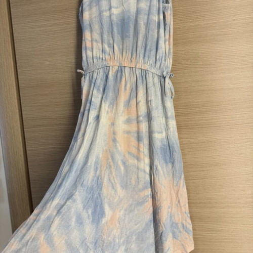 H&M summer dress 10-12 years, like new, tropical print