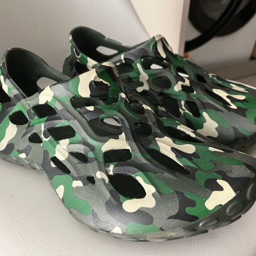 Camouflage Crocs boots new, size 43-44, lightweight summer sport shoes