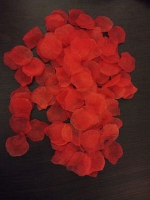 Fabric rose petals used, pack of 100