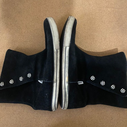 Vans versatile boots used, size 40-40.5, black with colorful patterns