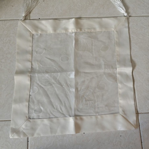 Small tablecloth like new