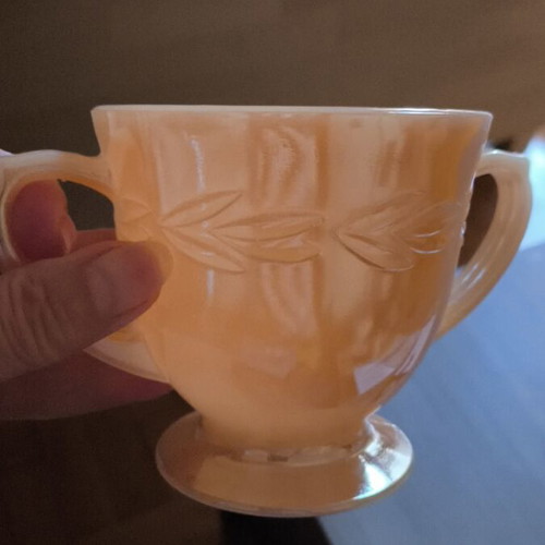 Anchor Hocking Fire King sugar bowl like new
