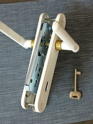 Lock with normal key used, preserved condition