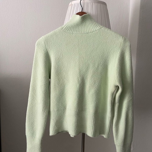 Zara blouse like new, soft knit