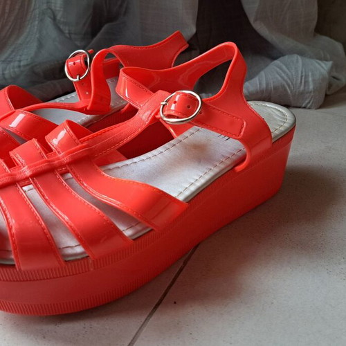 Fiore Collection platform sandals used, coral, size 39