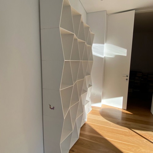 Βιβλιοθήκη από Corian Alivar Wavy καινούργια, λευκή 200x200 cm
