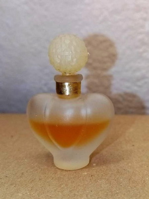 Vintage collectible Farouche Nina Ricci perfume 2 ml like new
