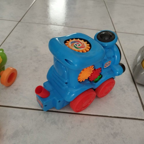 Children's toy set used with sound duck toys