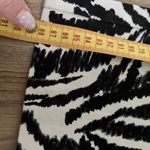 Zara black and white pants like new, lightweight fabric