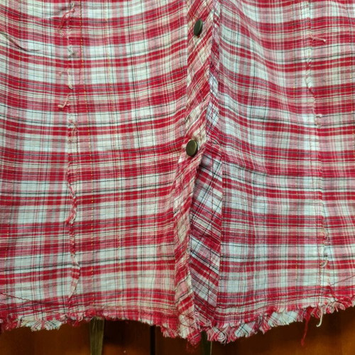 Women's checked shirt with embroidery like new, size XL