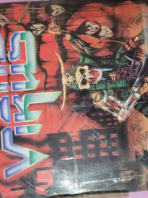 Virus vinyl used in very good condition