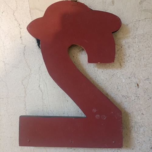 Wooden key holder with 3 hooks and 'Akakie... don't forget the keys' phrase