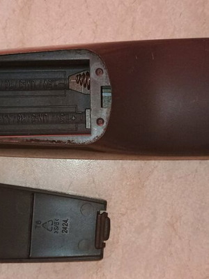 PHILIPS TV remote control/τηλεχειριστηριο