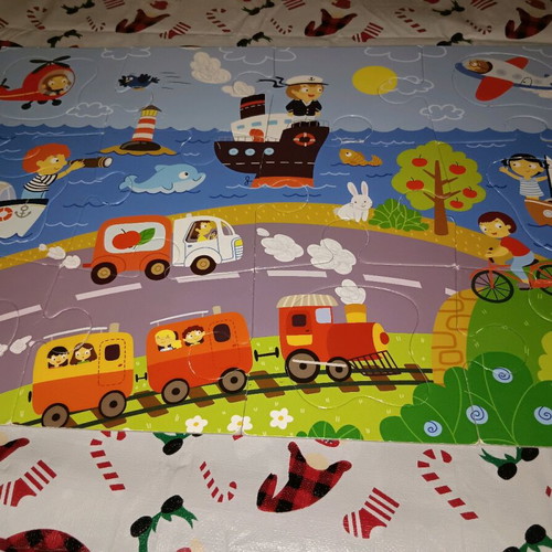 Puzzle used with 18 large pieces without box