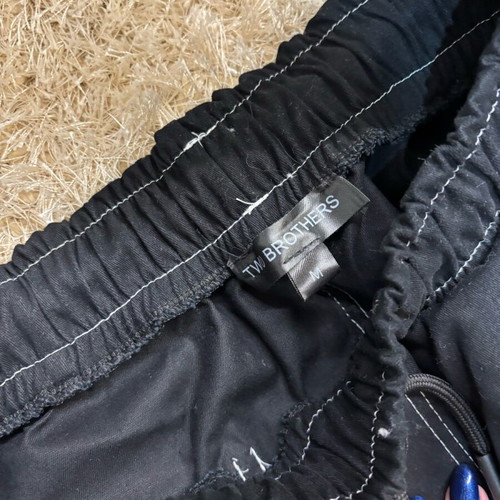 Cargo pants like new, size M, black and white
