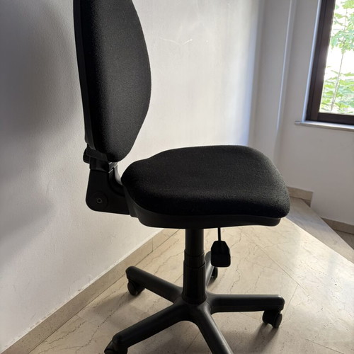 Office chair with high back, fabric, like new, adjustable height