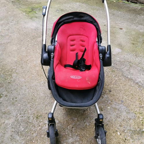 Adventures Graco stroller and port bebe 2 in 1 used