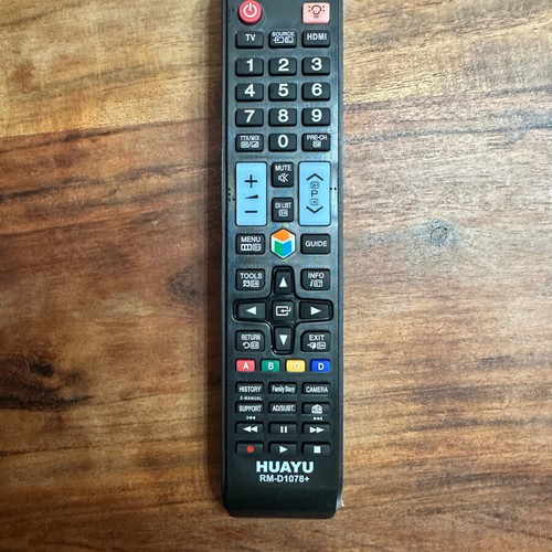 Universal controller new for smart TVs