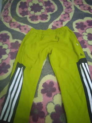 Adidas панталон XL употребяван, много добро състояние