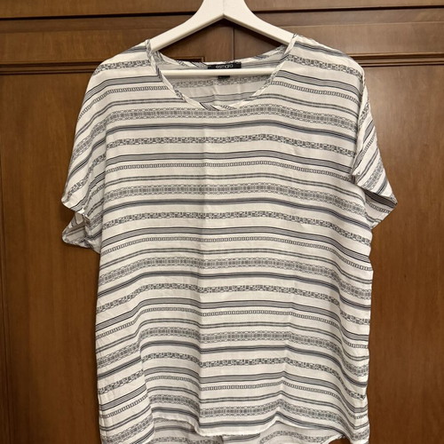 Esmara striped oversized blouse white black, like new, size 44