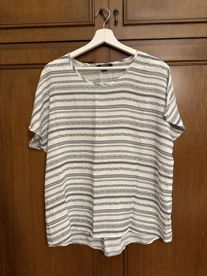 Esmara striped oversized blouse white black, like new, size 44