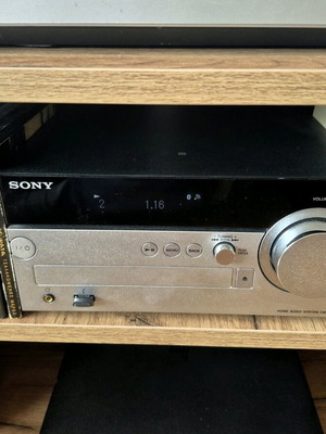 Sony CMT-SX7 Mini HiFi Amplifier Like New with Speakers
