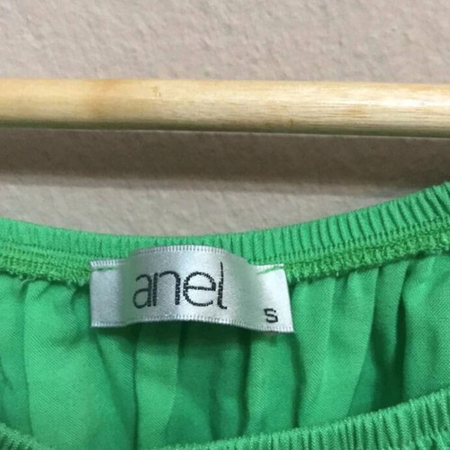 Off-shoulder green blouse Anel used, size Small