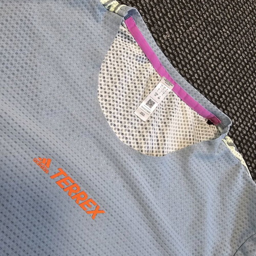 Adidas Terrex T-shirt size M like new, colorful