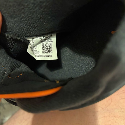 Air Jordan Spizike Low kids shoes like new, black and orange