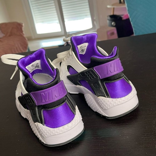 Nike Huarache Run GS 37,5 καινούργια, άσπρα αθλητικά παπούτσια