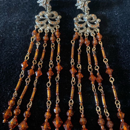 Earrings like new, brown