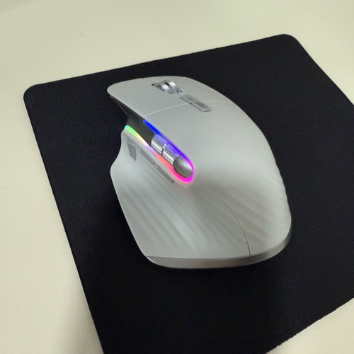 PC mouse ergonomic rgb like new