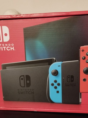 Nintendo Switch V2 2019 σαν καινούργιο με Pro Controller, θήκη, SD 64GB και Little Nightmares 1 & 2