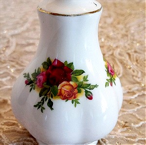Vintage αλατοπίπερο Royal Albert " old country roses" bone china England 1962-1973