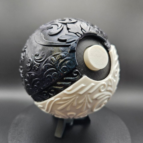 Pokeball like new, red, blue or silver