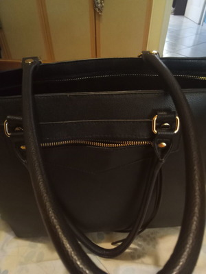 H&M leatherette shoulder bag like new, black
