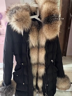Parka with natural fur like new, size S, black and beige