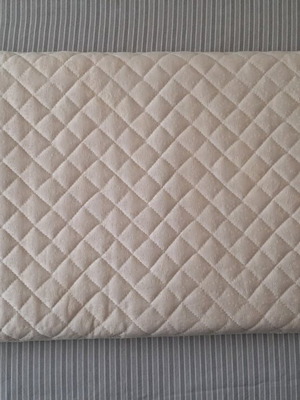 Greco strom baby cot mattress like new with waterproof cover 45×90