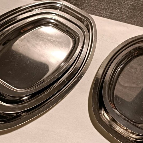 Plates like new, pack of 8 pieces