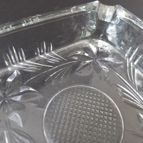 Vintage glass ashtray like new