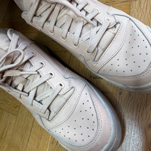 Adidas sneakers like new, size 40, light pink