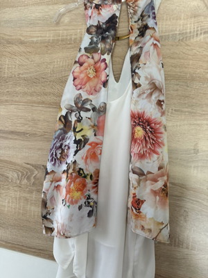 Blouse like new, sizes M and L