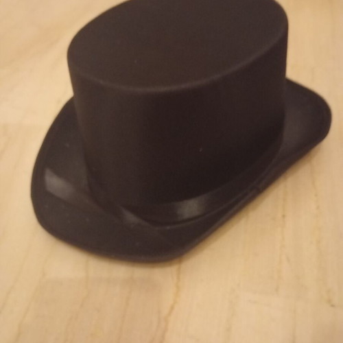 Carnival men's hat black like new