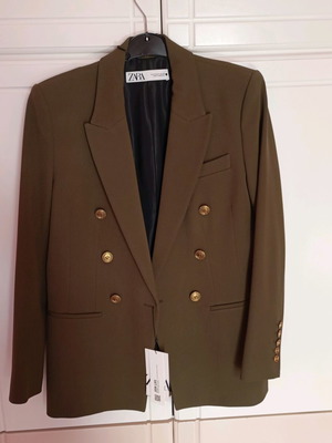 Zara blazer new, size M, khaki color