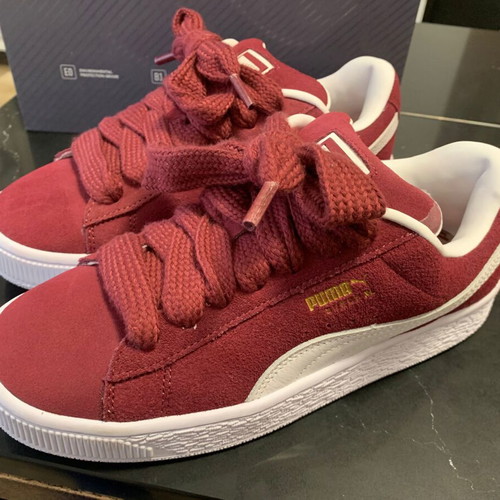Puma original sports shoes with Ortholite insole, size 35.5, red