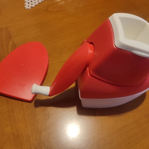 Cheese grinder new with airtight lid and storage container